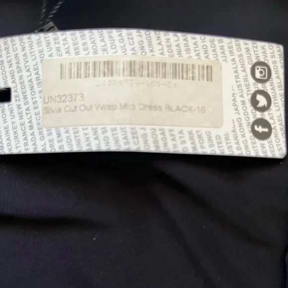 Boohoo Black Long-Sleeve Cutout Wrap Midi Dress - Picture 7 of 11